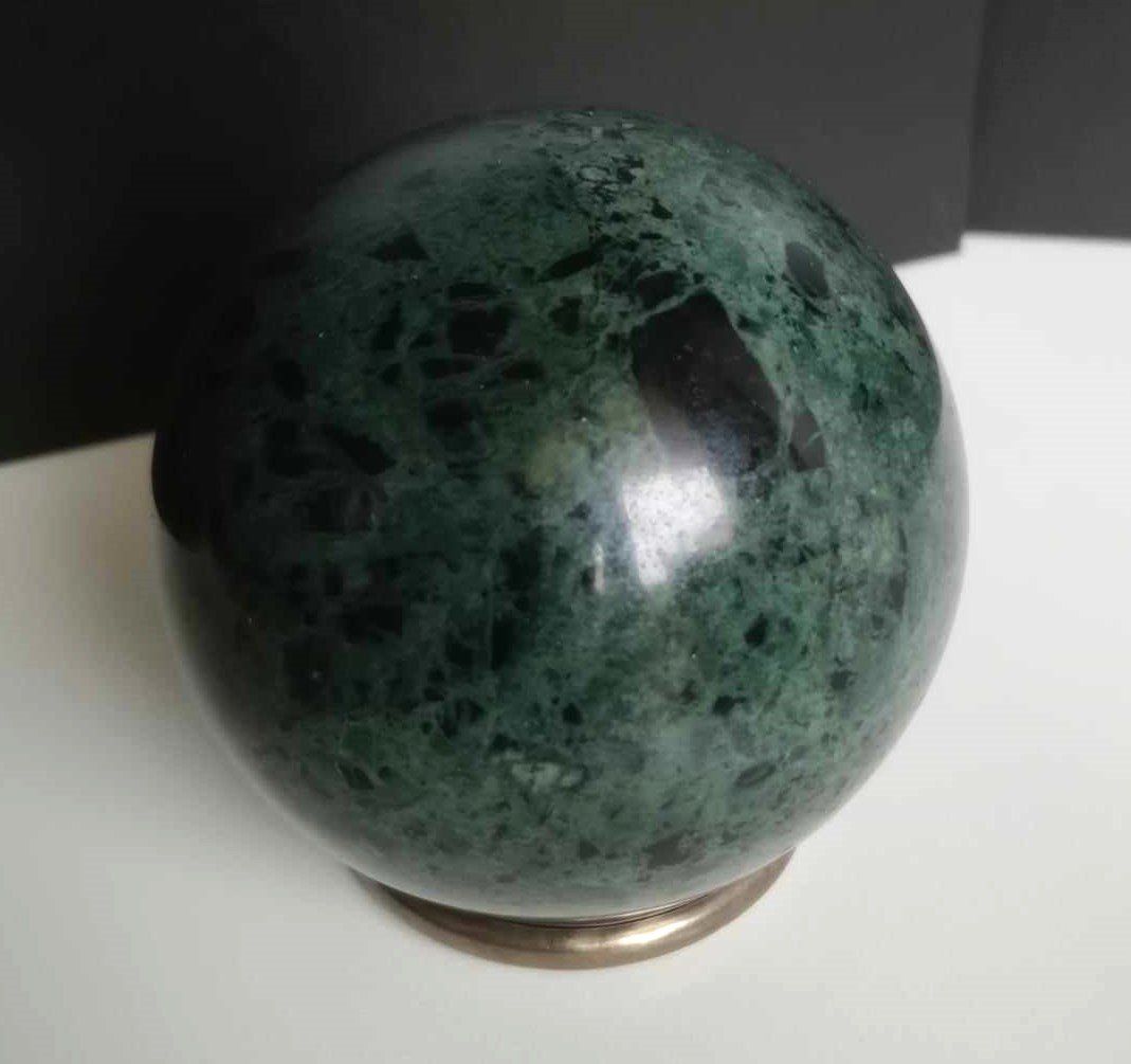 Pietre preziose: SPHÈRE / KUGEL - JASPE VERT  / Brésil - 600 gr – Usato da Le Locle venduto da PereiraHugo