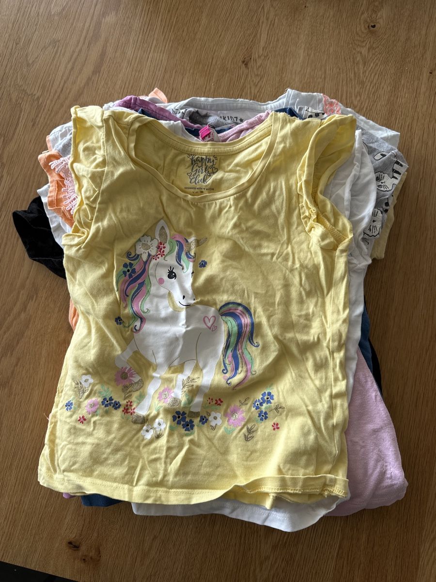Kleiderpakete & -sets: Kleiderpaket Mädchen kurzarm – Gebraucht aus Lenzburg von Cowboy2000