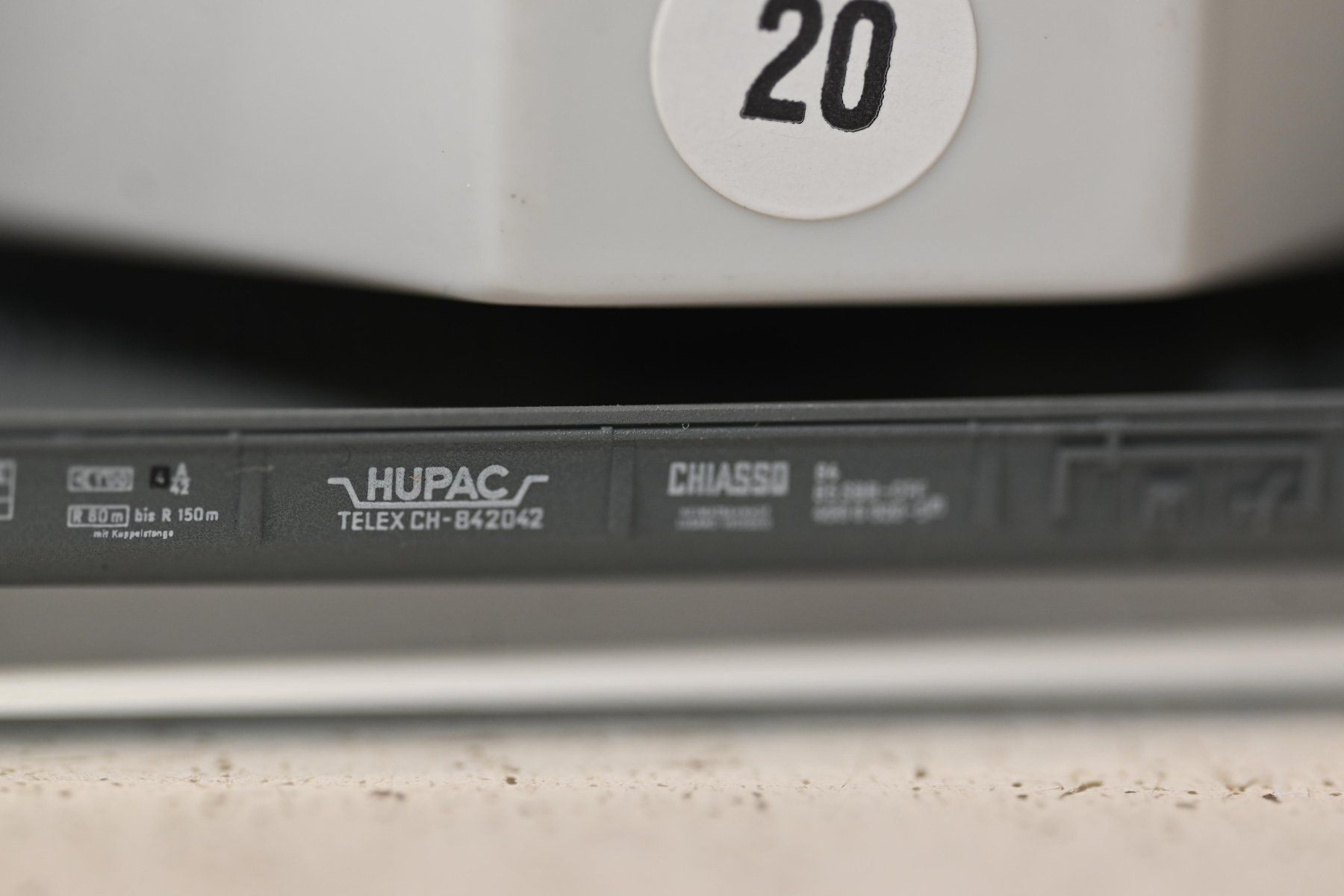 Fleischmann Modellini di ferrovie: Hupac Schöni Fleischmann Spur N mit OVP – Usato da Laupen ZH venduto da Zmoewe 4