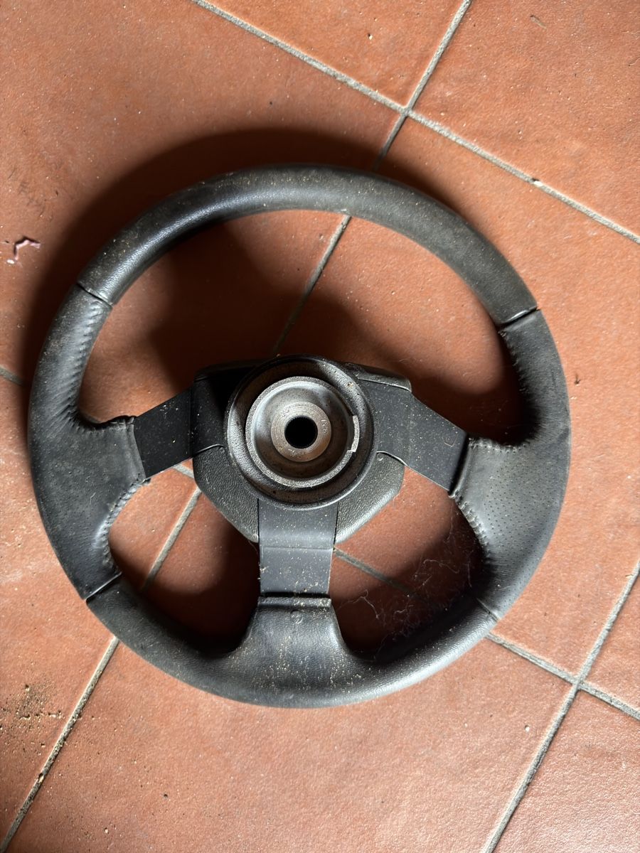 Renault Accessori per altri veicoli: Volante originale Renault Clio Williams – Usato da Minusio venduto da Cassius6 1