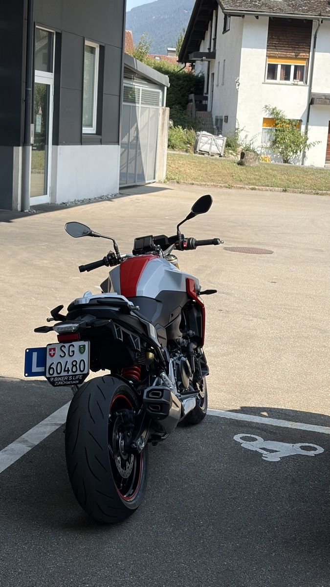 BMW Strasse: F900R 77kw ABS PRO – Gebraucht aus Sargans von sargans2015 2