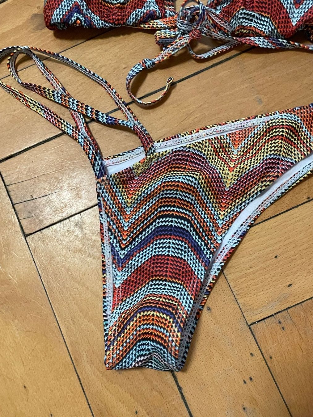 Costumi da bagno & Bikini: Super sexy cut-out bikini – Nuovo (secondo la descrizione) da Genève venduto da lailas_things 2
