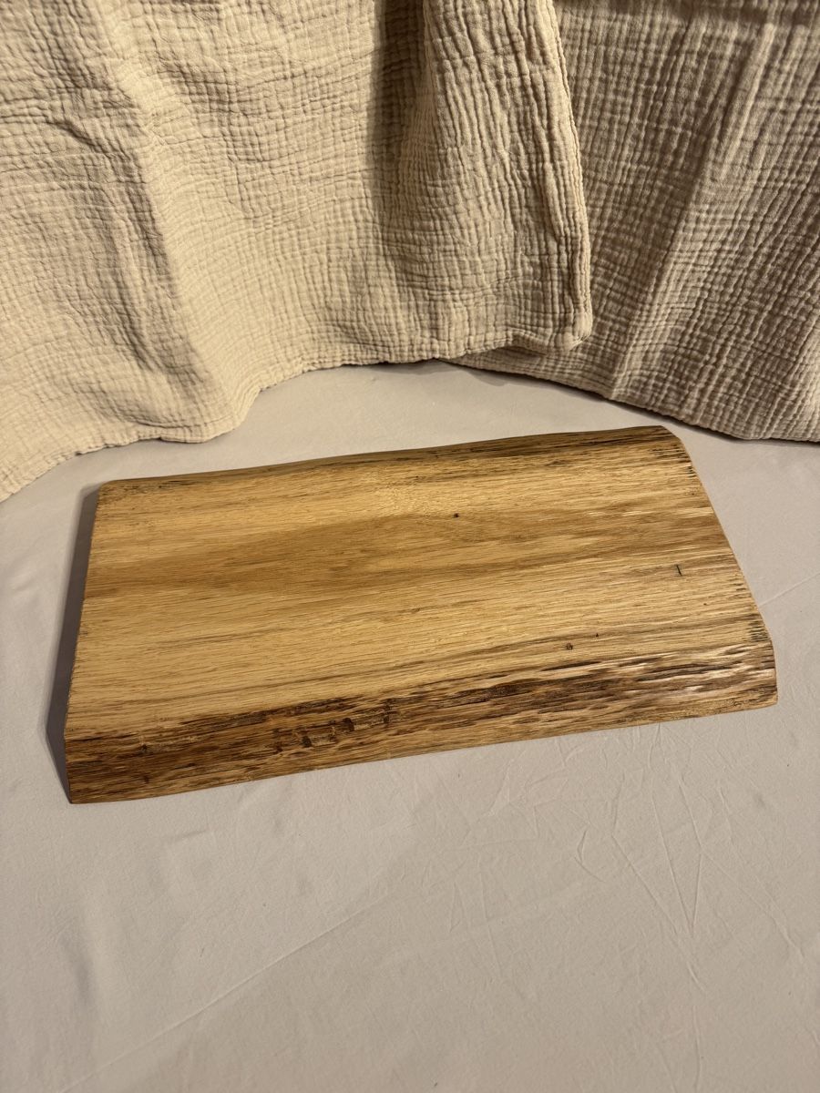 Articles en bois: Massives Eichen Schneide/Servierbrett – Neuf avec emballage d'origine à Aeschiried par ala_gq5v 2