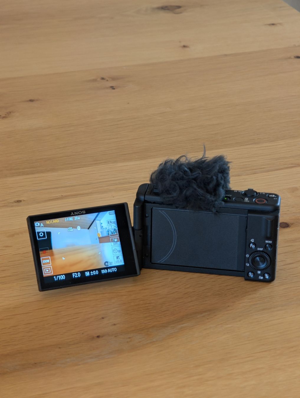 Sony Fotocamera: Sony ZV1 - F + bonnette – Nuovo (secondo la descrizione) da Grolley venduto da PENTATIX 4