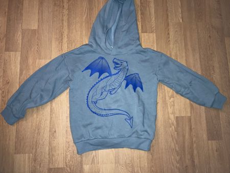 Pullover Drache Gr. 110/116