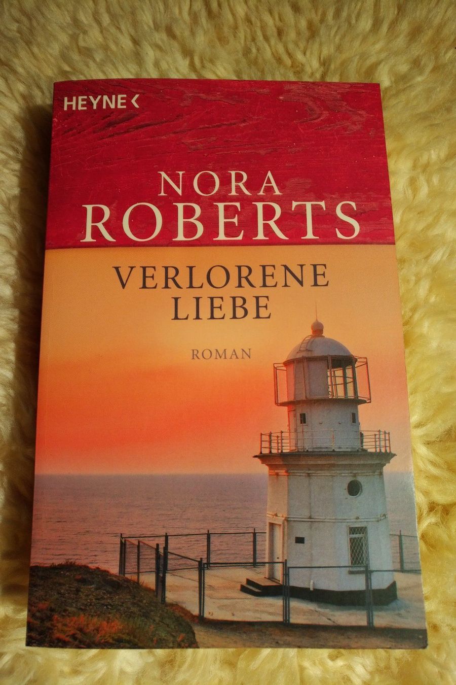 Libri: NORA ROBERTS- Verlorene Liebe – Usato da Seltisberg venduto da smi_x7rx