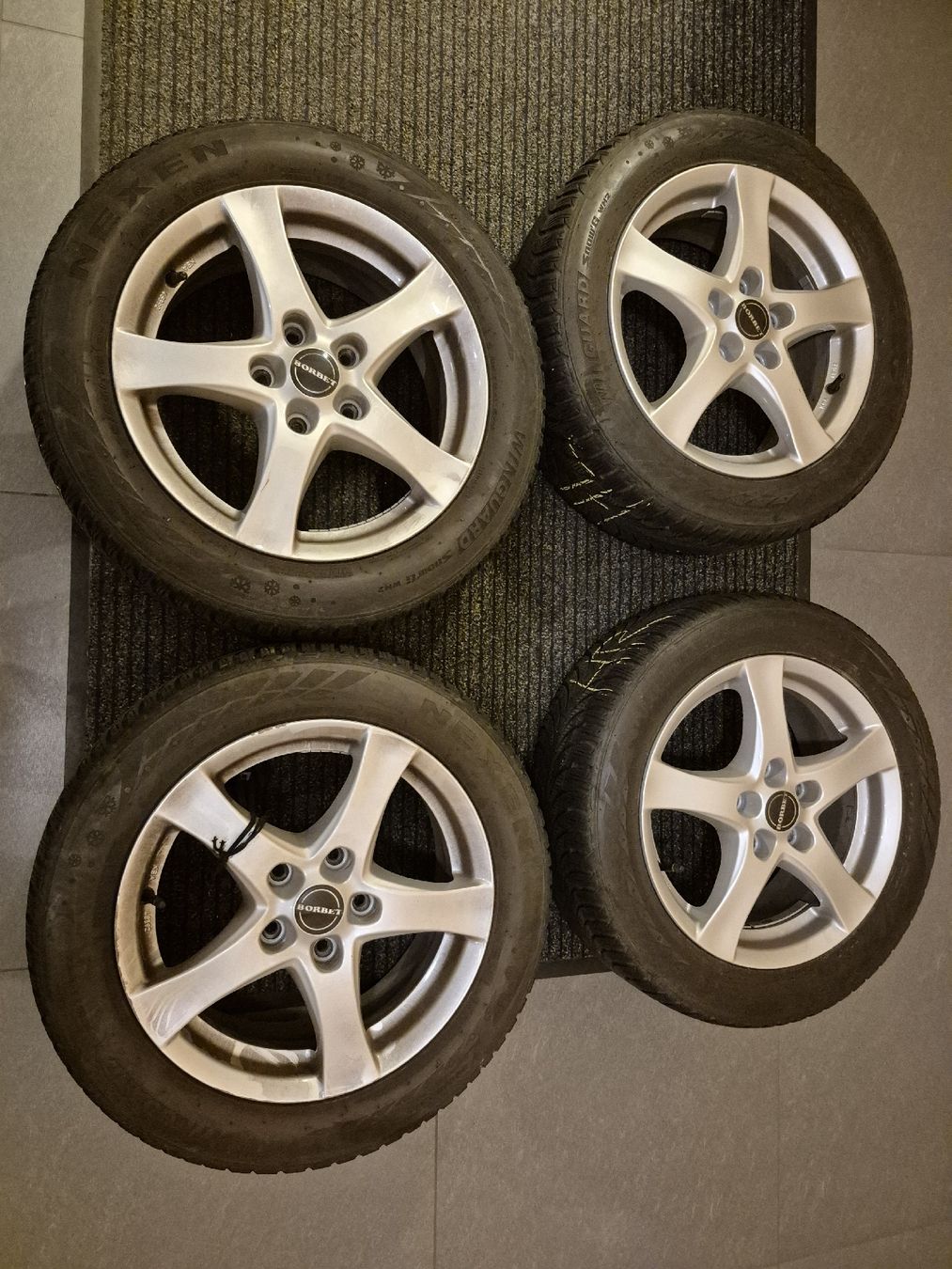 Hyundai Pneus & Kompletträder: Winterräder Hyundai i30 – Gebraucht aus Oberuzwil von Auto-Hilber