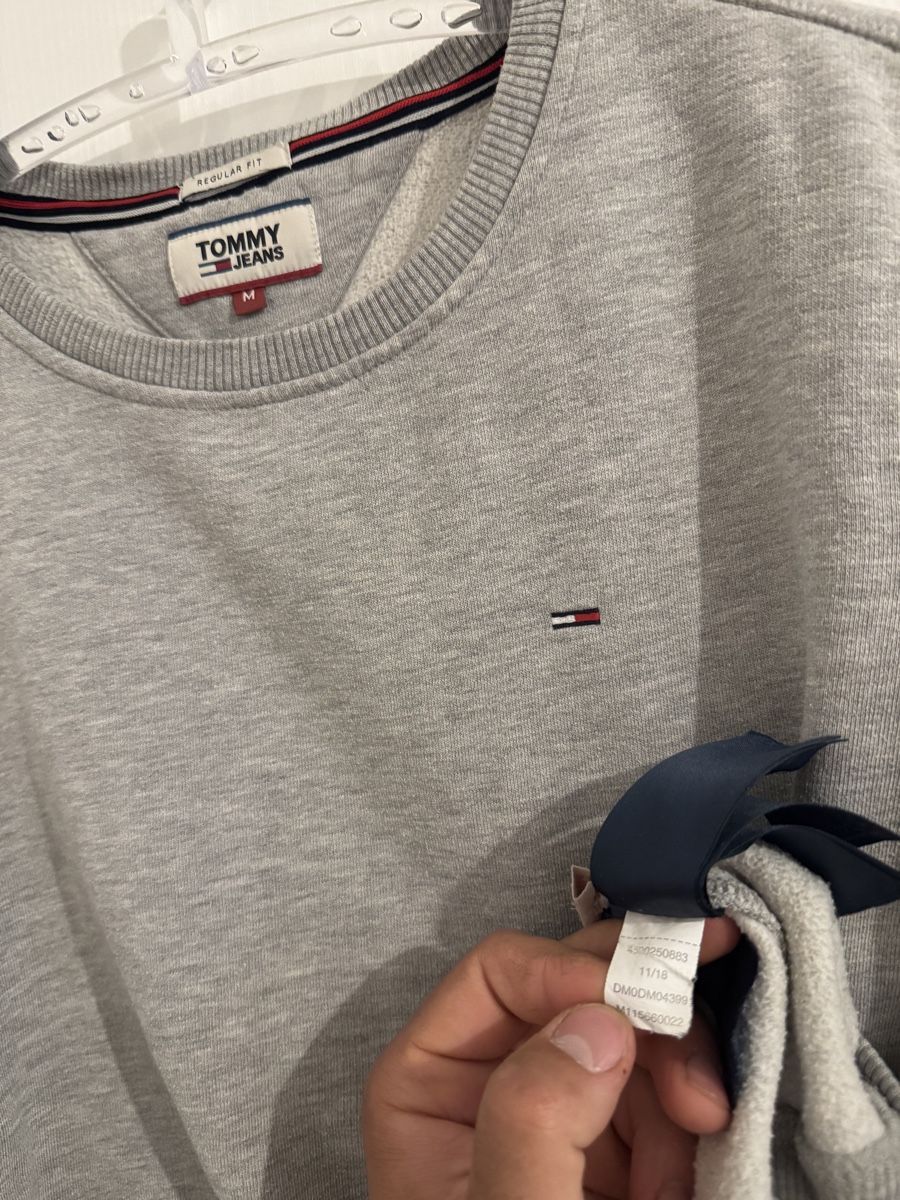 Tommy Hilfiger Maglioni & Felpe: Tommy Hilfiger Herren Pullover, Grau, Grösse M, classic – Usato da Wetzikon ZH venduto da Jan_wojt 4