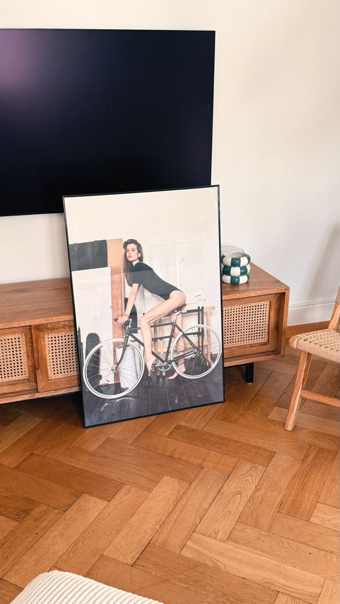 Foto & Immagini: JUNIQE Poster 60cm x 90cm inkl. Rahmen – Nuovo (secondo la descrizione) da Solothurn venduto da TomBananaJoe 1