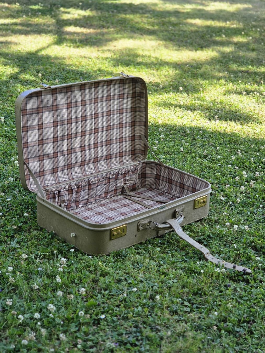 Truhen: Très belle malle vintage – Gebraucht aus Mont-sur-Rolle von Jolie_brocante