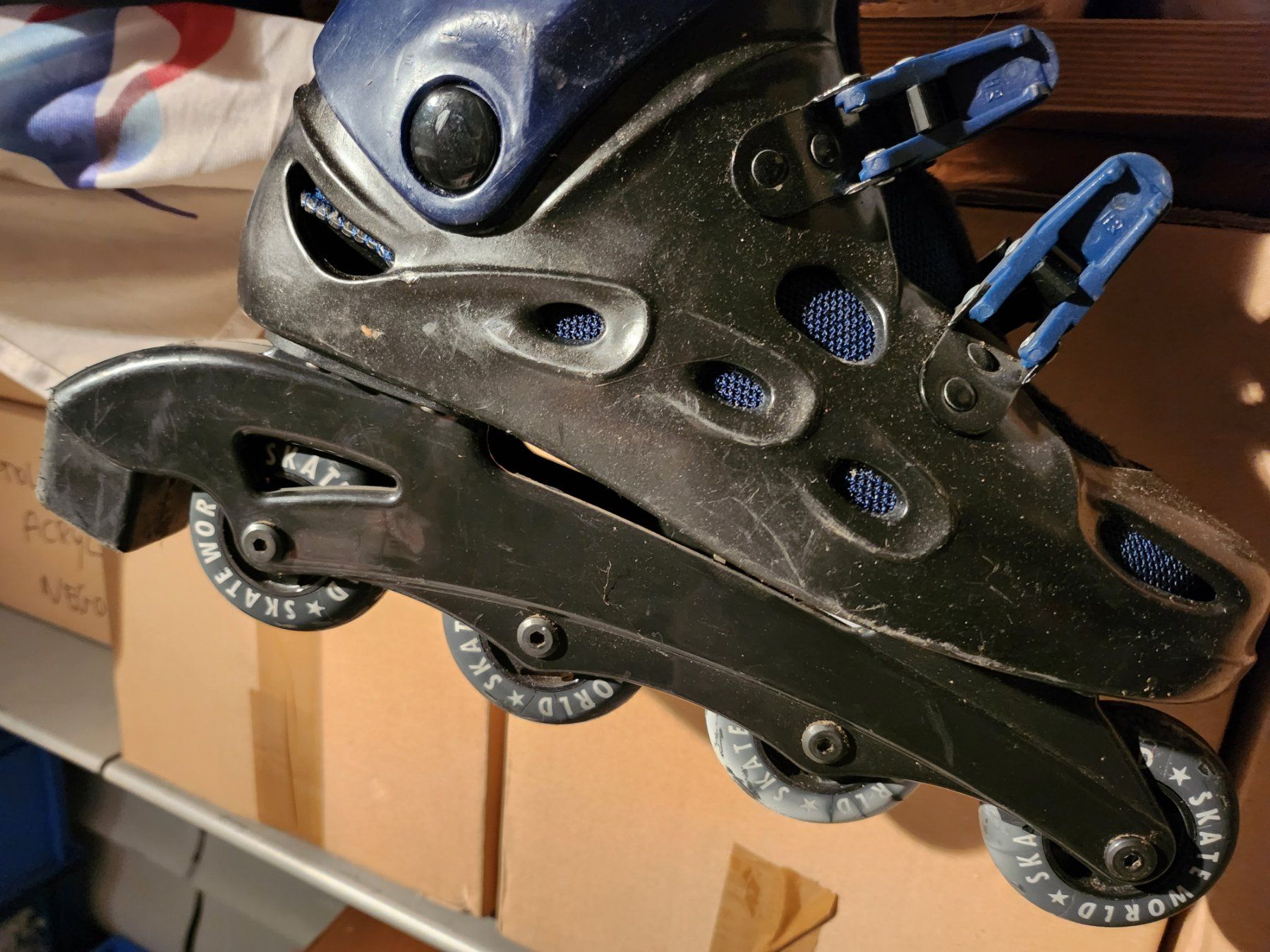 Pattini in linea & Pattini a rotelle: Skate World Rollerblades Blau, Grösse: 41 – Usato da Luzern venduto da Ma2020 3