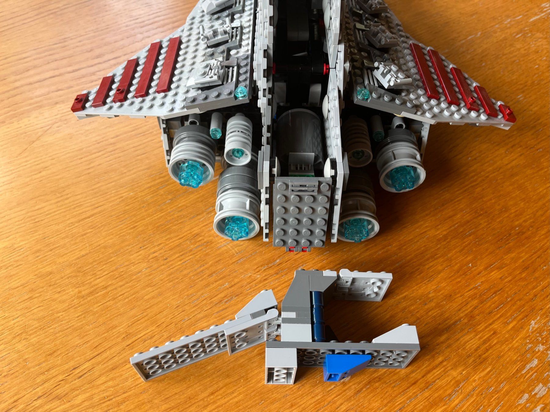 Lego Spielzeuge: Lego Venator 8039 Eigenbau – Gebraucht aus Wattwil von pas_m8m8 4