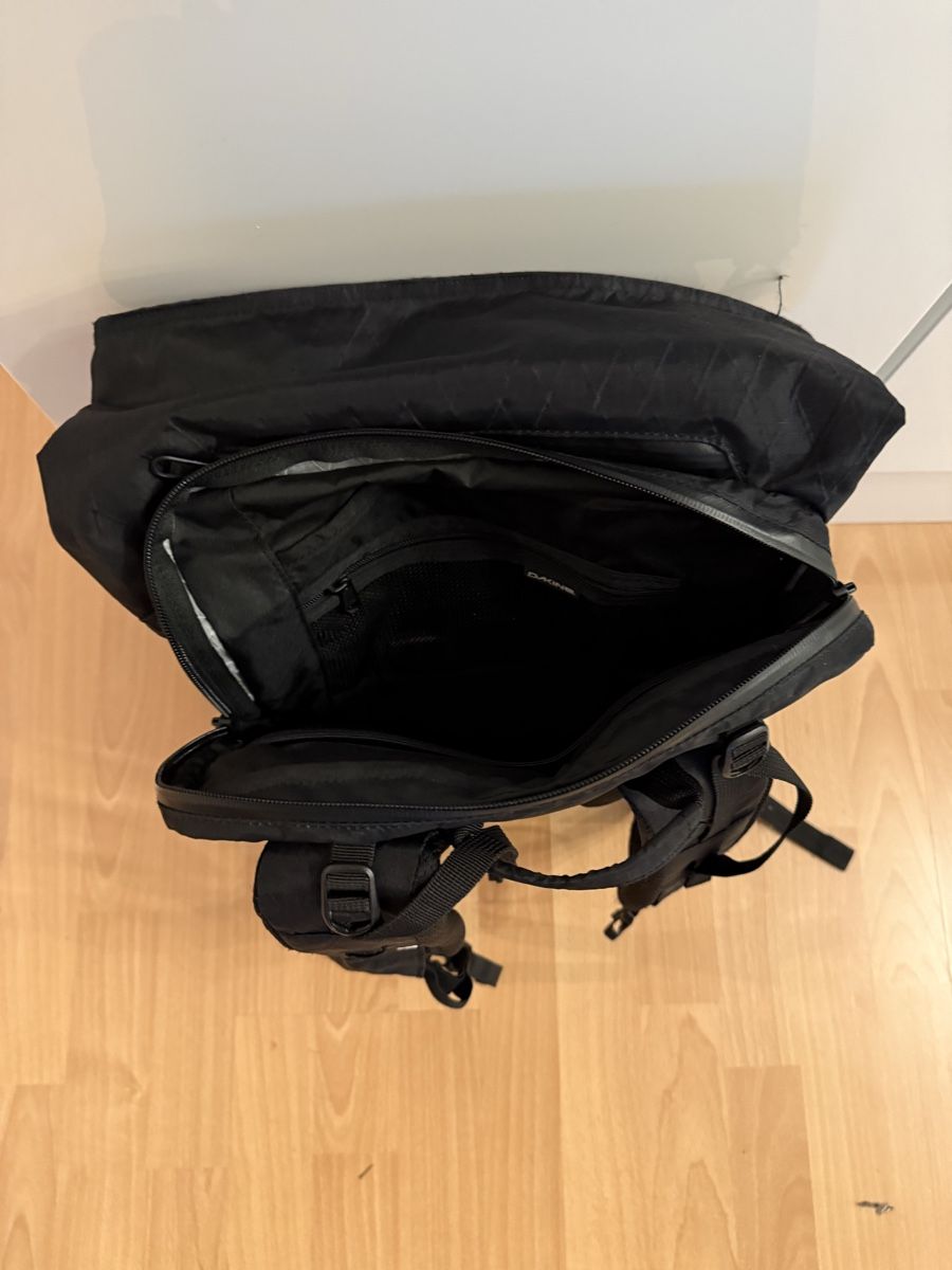 Dakine Zaini: Dakine Rucksack – Nuovo (secondo la descrizione) da Winterthur venduto da jan_yff9 3