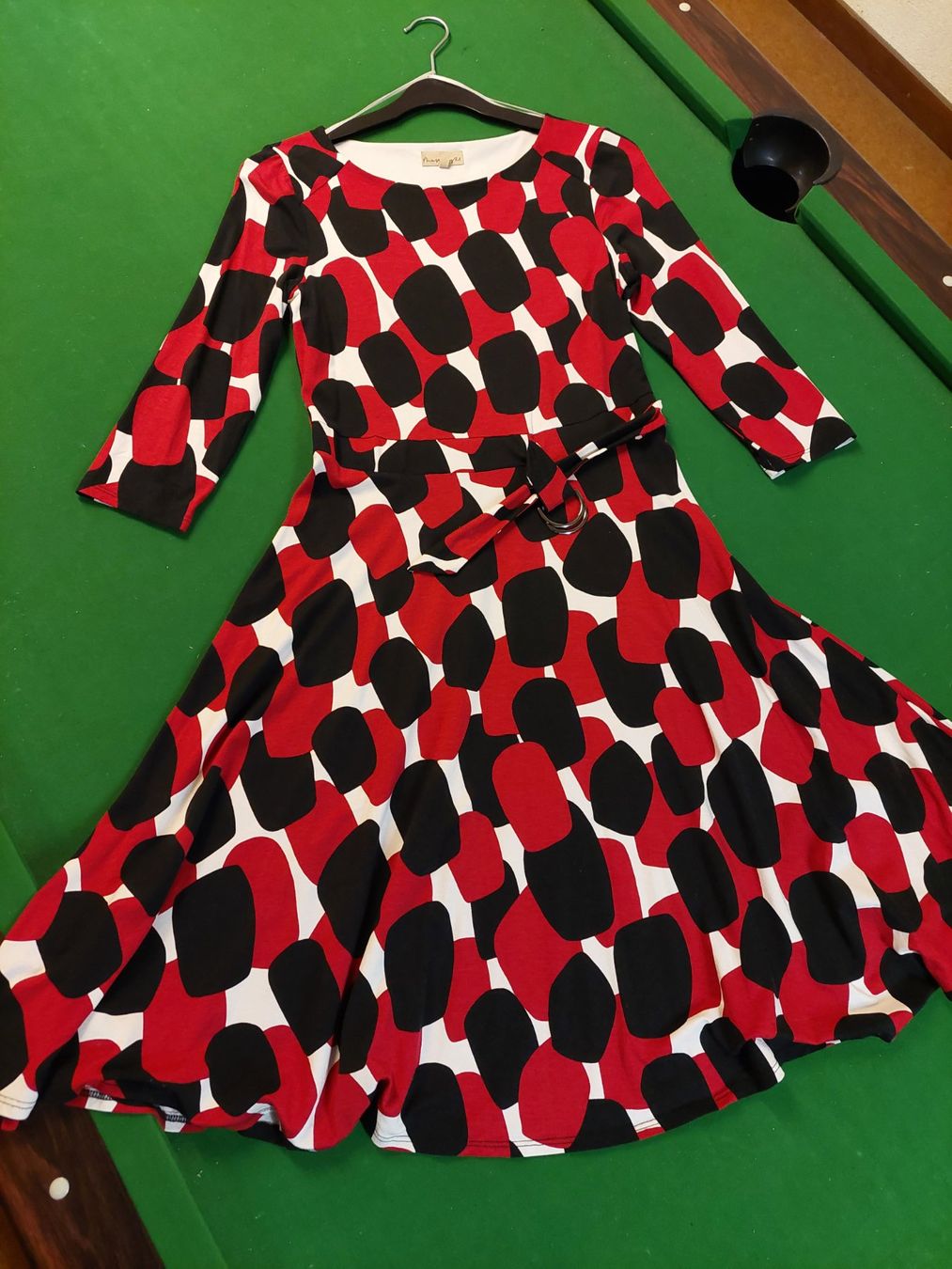 Vestiti: Kleid retrolook – Usato da Wynau venduto da Meysi