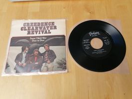 Creedence Clearwater Revival – Sweet Hitch-Hiker