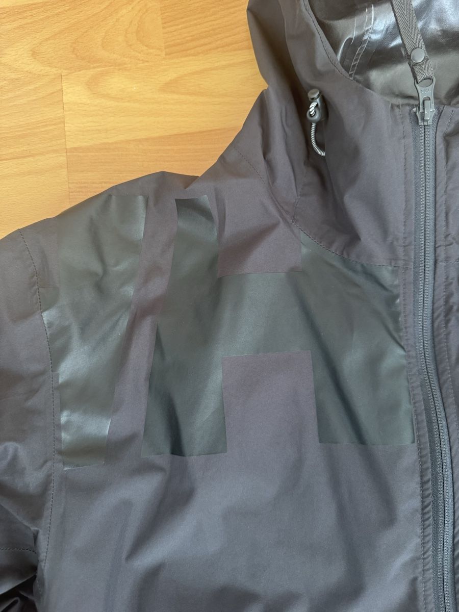 Giacche: Helly Hansen Regenjacke – Usato da Steffisburg venduto da Ricofaes 1