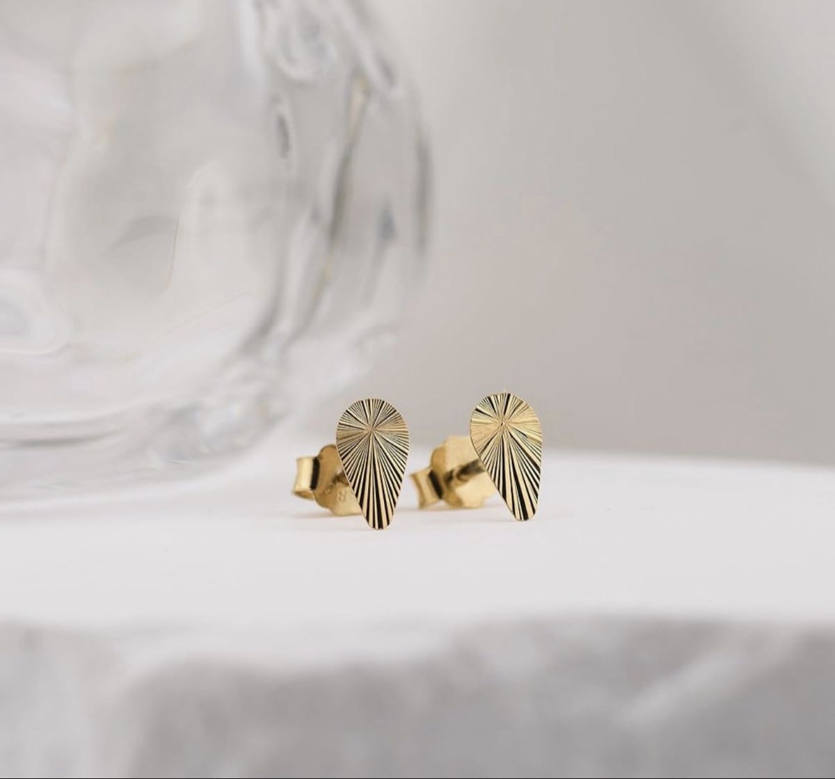 Ohrringe & -stecker: Damen Ohrringe aus 585er Gold – Neu und originalverpackt aus Hemmental von GoldWert1