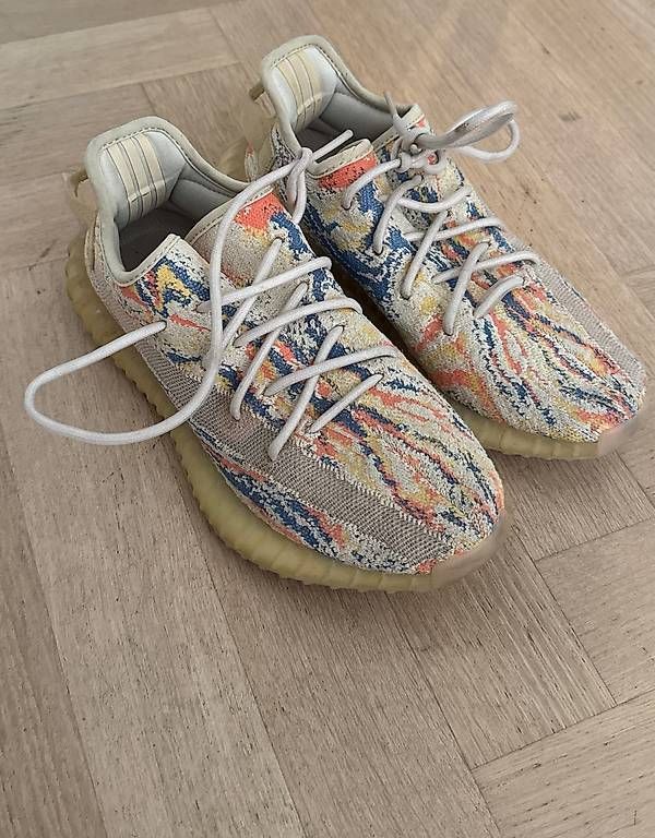 Chaussures hommes: Adidas Yeezy – D'occasion à Utzenstorf par lad_s52h