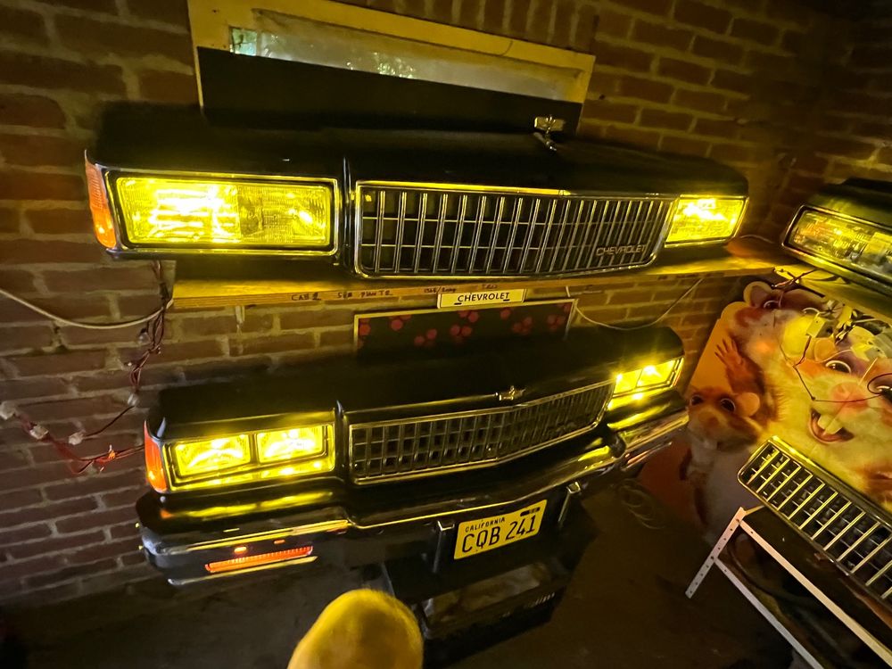 Deko USA Autofront mit Licht Chevrolet Caprice