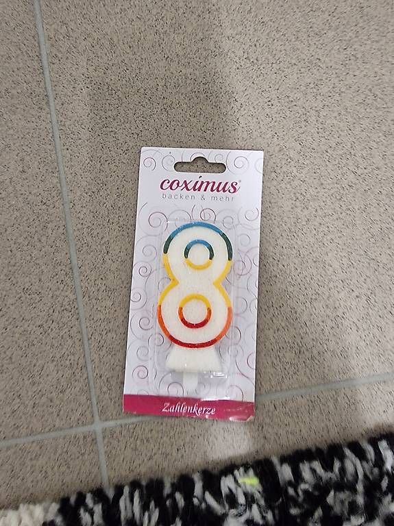 Bougies: Zahlenkerze 8 – D'occasion à Wikon par Taf-13