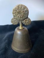Tisch - Glocke aus Bronze oder Messing