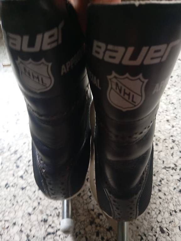 Bauer Pattini da ghiaccio: Bauer Eishockey Schlittschuhe, Grösse 42, – Usato da Basel venduto da Petergunn 4