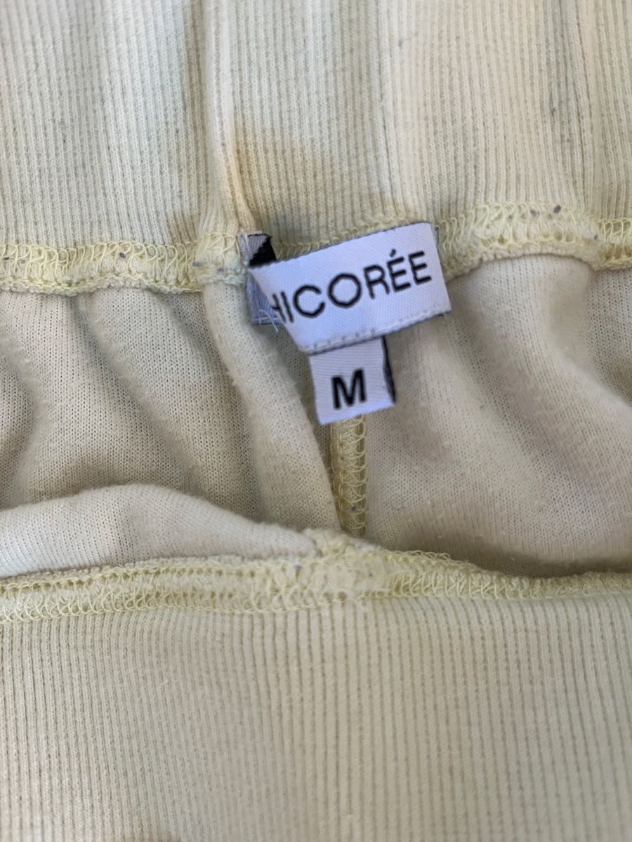 Hosen: Y2k Style Samthose hellgelb, Grösse M – Gebraucht aus Bern von sosophie 4