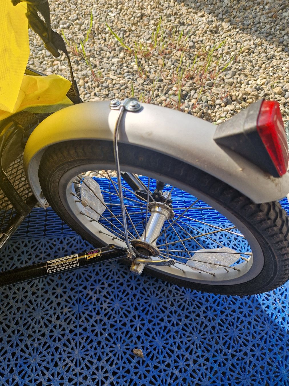 Anhänger: Velo-Anhänger BOB YAK – Gebraucht aus Rothrist von Aloe16 2