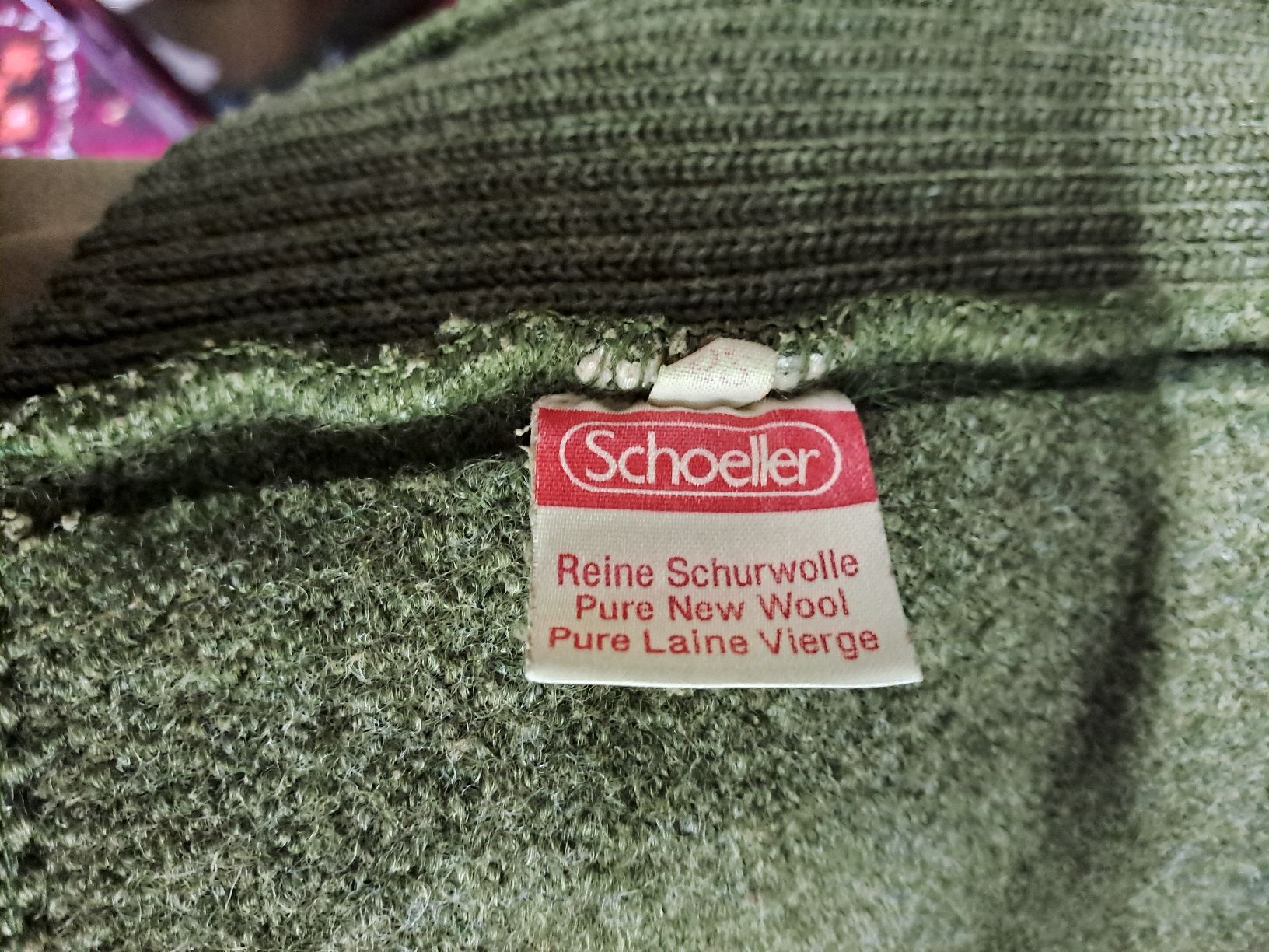 Jacken: Wunderschöne Trachtenjacke aus Wolle, Grösse 40/M – Gebraucht aus Zürich von Schoebi19 3