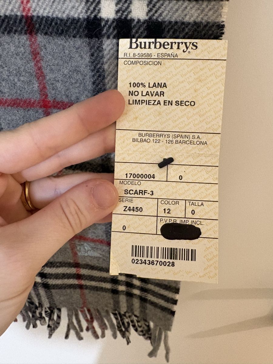 Burberry Foulards, Tücher & Schals: Burberry Schal – Neu (gemäss Beschreibung) aus Rotkreuz von Vintage_lover1 6