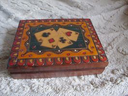 Holzschatulle für Spielkarten - Handgefertigt, Vintage
