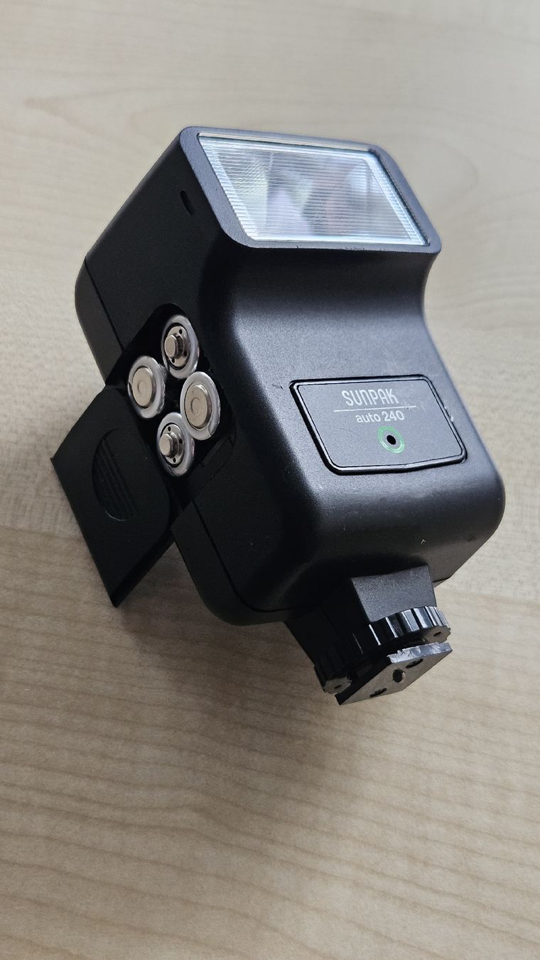 Flash: Blitz Sunpak Auto 240 – Usato da Zürich venduto da Kingphil1 3