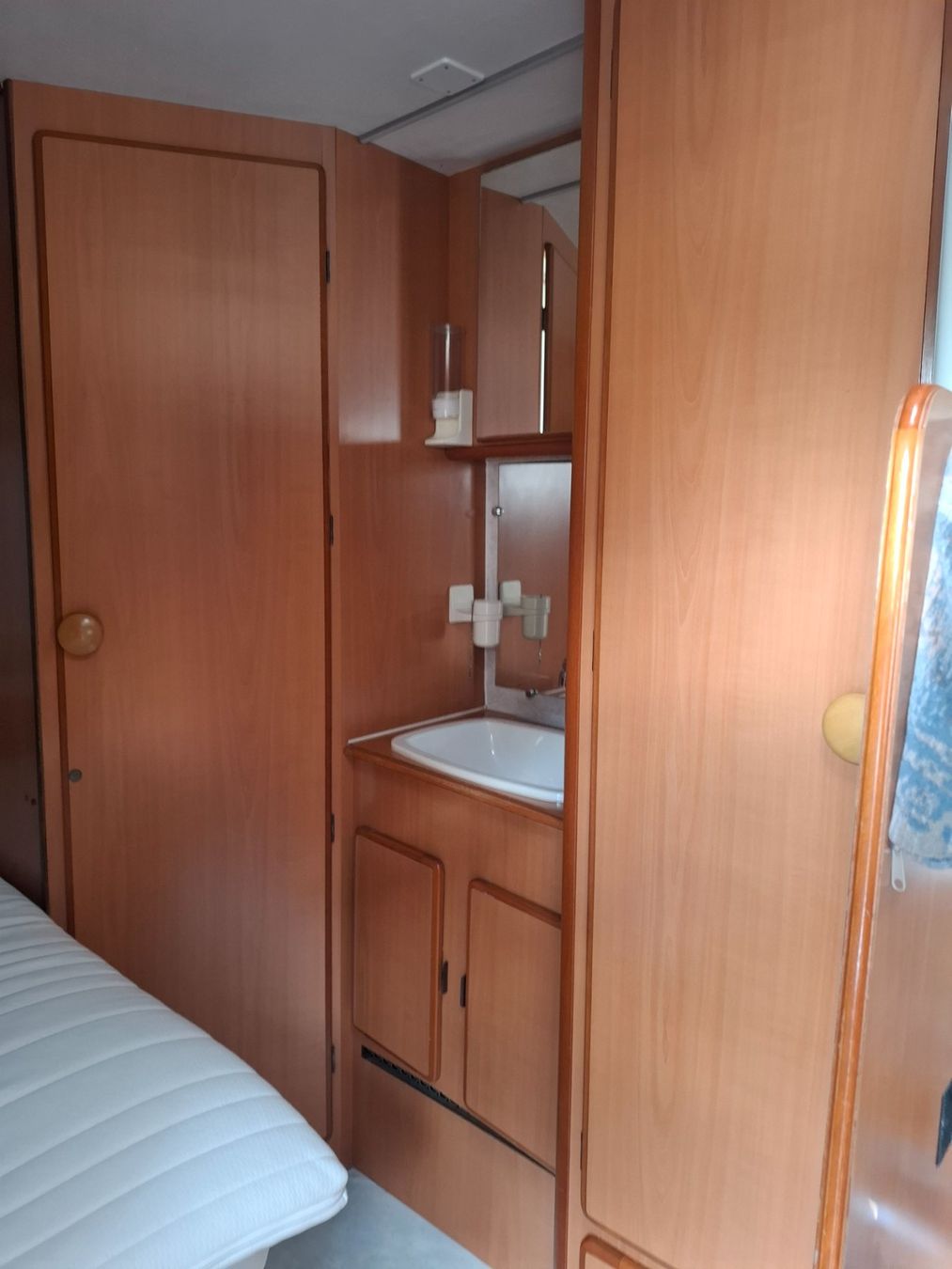 Peugeot Véhicules de camping: Camping car Peugeot – D'occasion à Lajoux JU par trainap 4