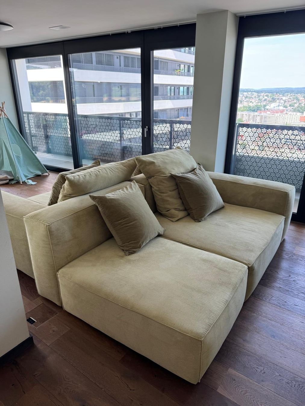 Livom Divani: Modulares Sofa / Ecksofa von LIVOM – Usato da Dübendorf venduto da ach_9h9b 1