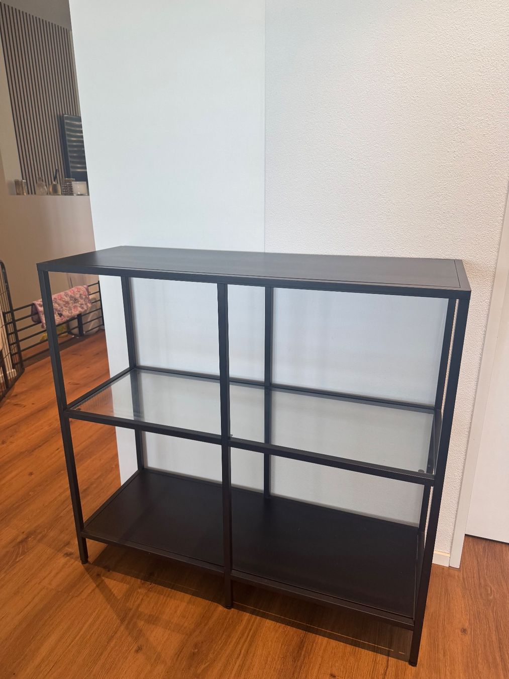 Ikea Scaffali: schönes Möbel schwarz – Usato da Schlierbach venduto da Born263