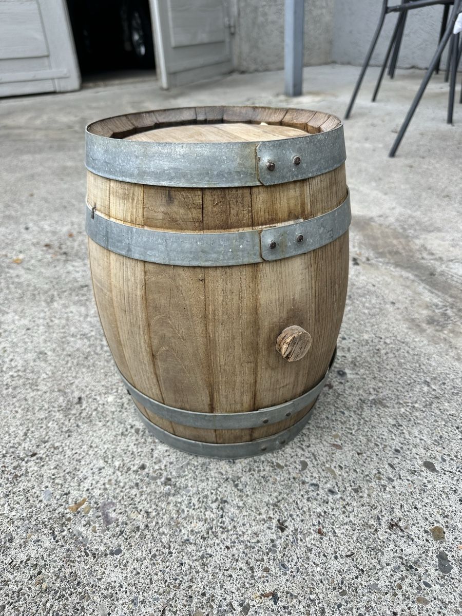 Sonstiges: Kleines Holzfass aus Eiche – Gebraucht aus Bremgarten AG von Vin_t55b