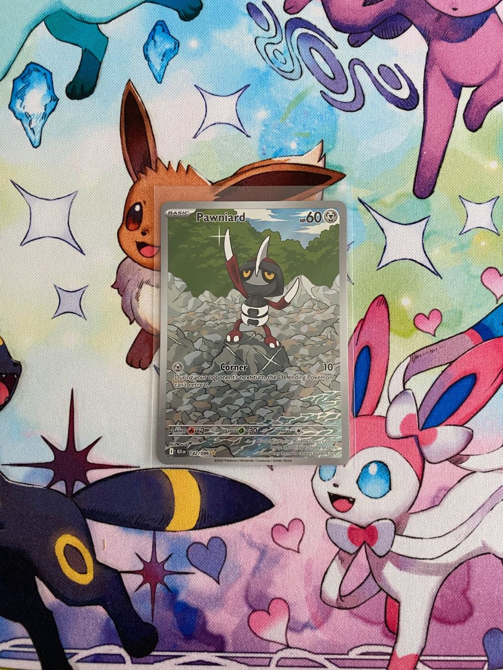 Pokémon Carte collezionabili: Pokemon Pawniard 142/086 BLK – Usato da Grindelwald venduto da TSG-G-Town