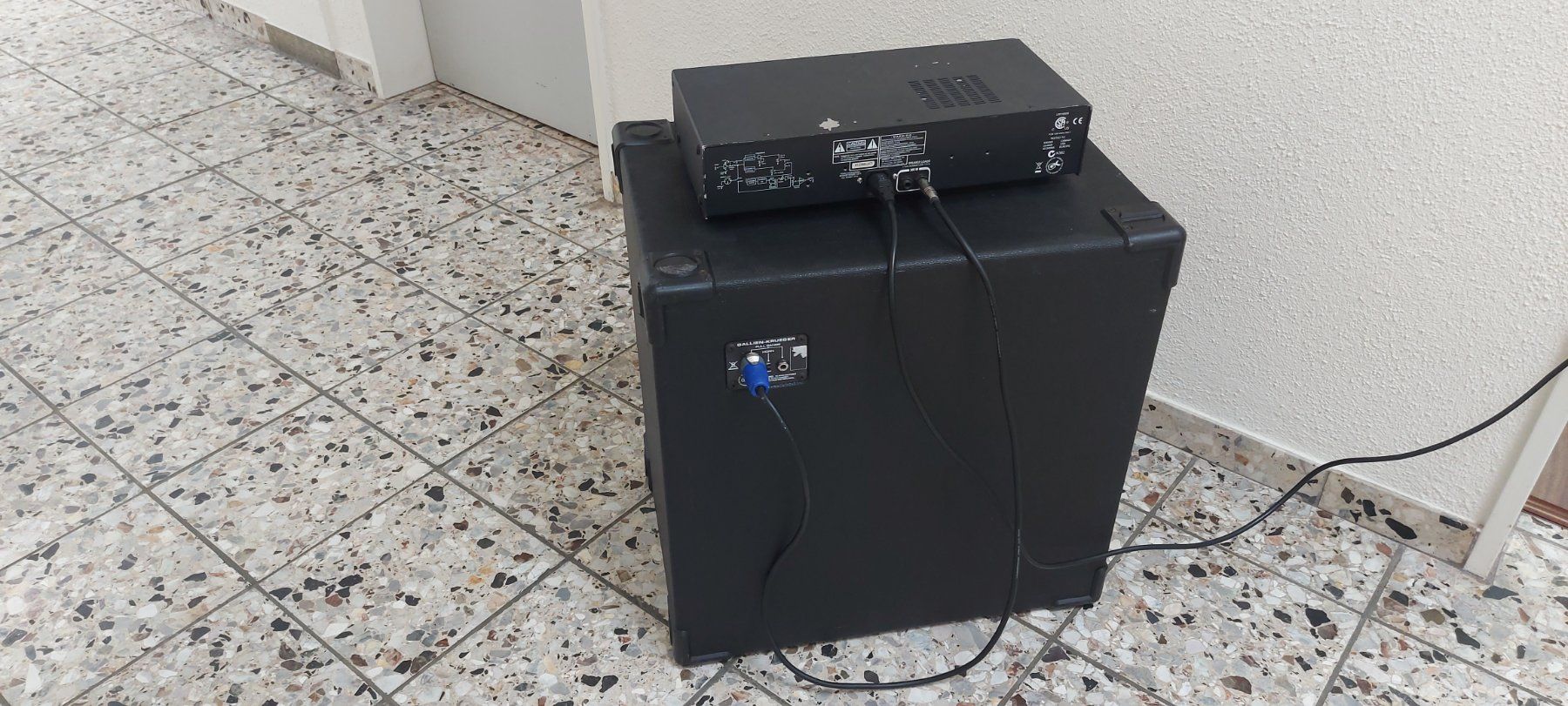 Amplificatori: Bass Amp Bundle GK Backline 600 head + Box kruger 115 BLX – Usato da Glattbrugg venduto da Swissmusik 4