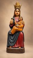 Madonna mit Kind aus geschnitztem, polychrom bemaltem Holz