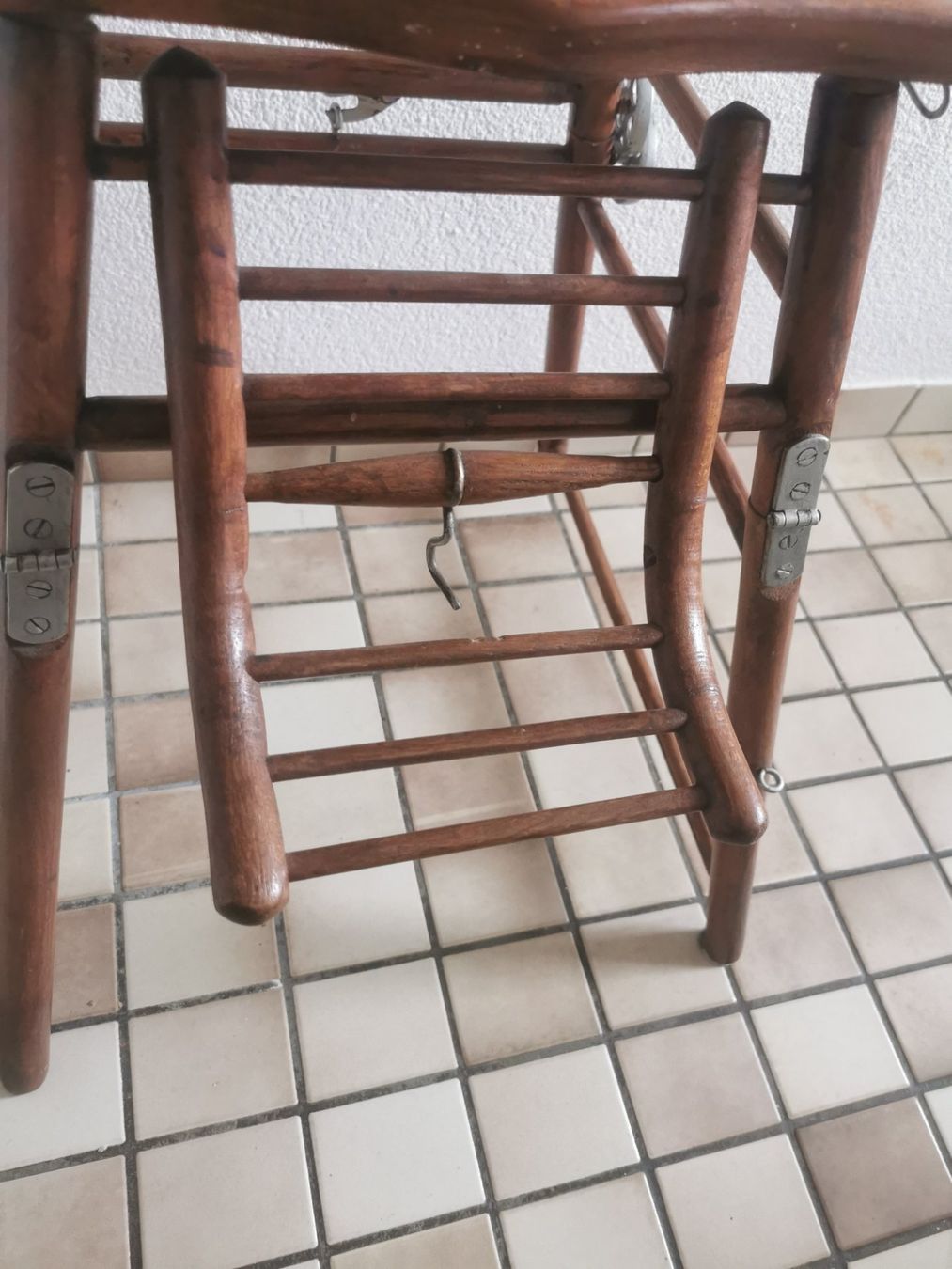 Seggioloni: Antiker Kinderstuhl – Usato da Uster venduto da bek_v2ct 1