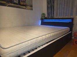 Jugendkinderbett mit LED 140×200