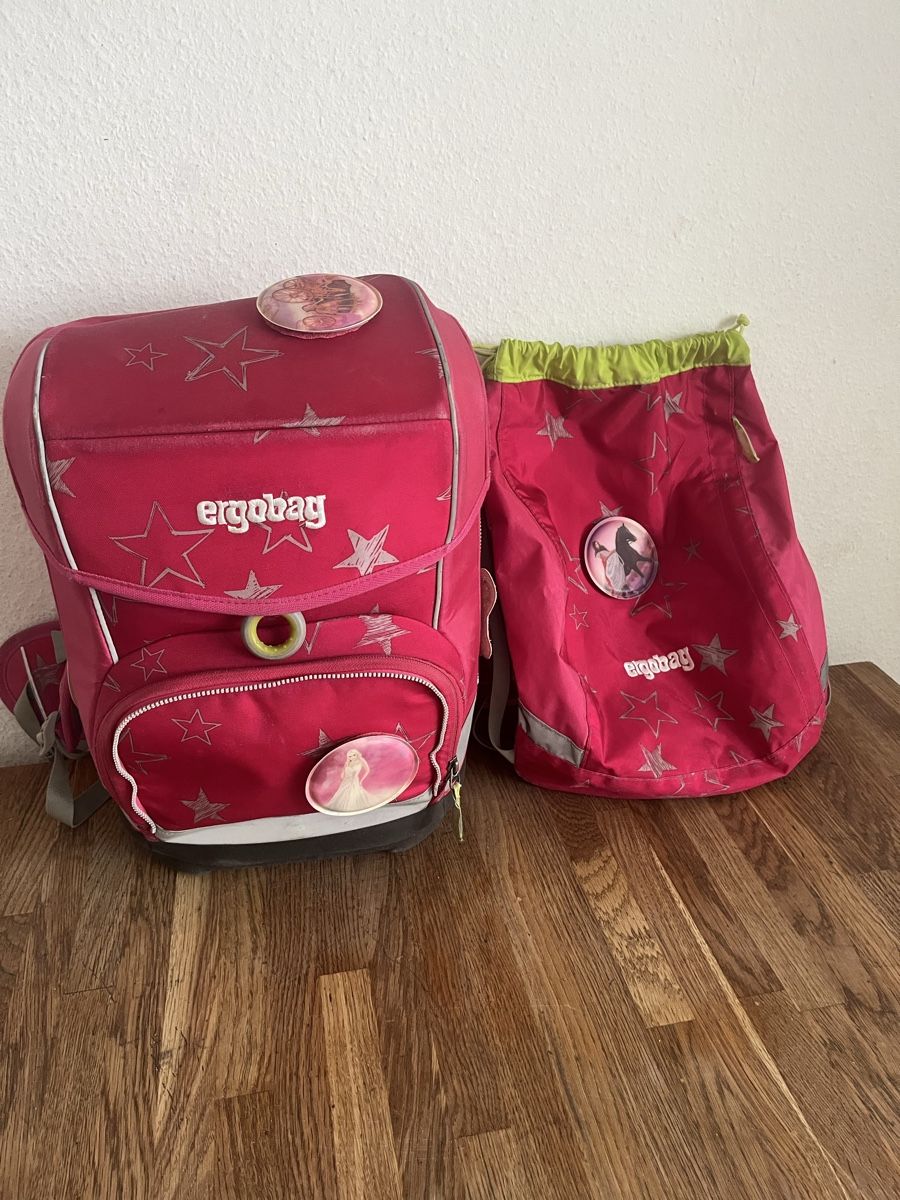 Ergobag Sacs & sacs à dos: Ergobag Schulranzen inkl. Turnsack – D'occasion à Solothurn par Fraenz01