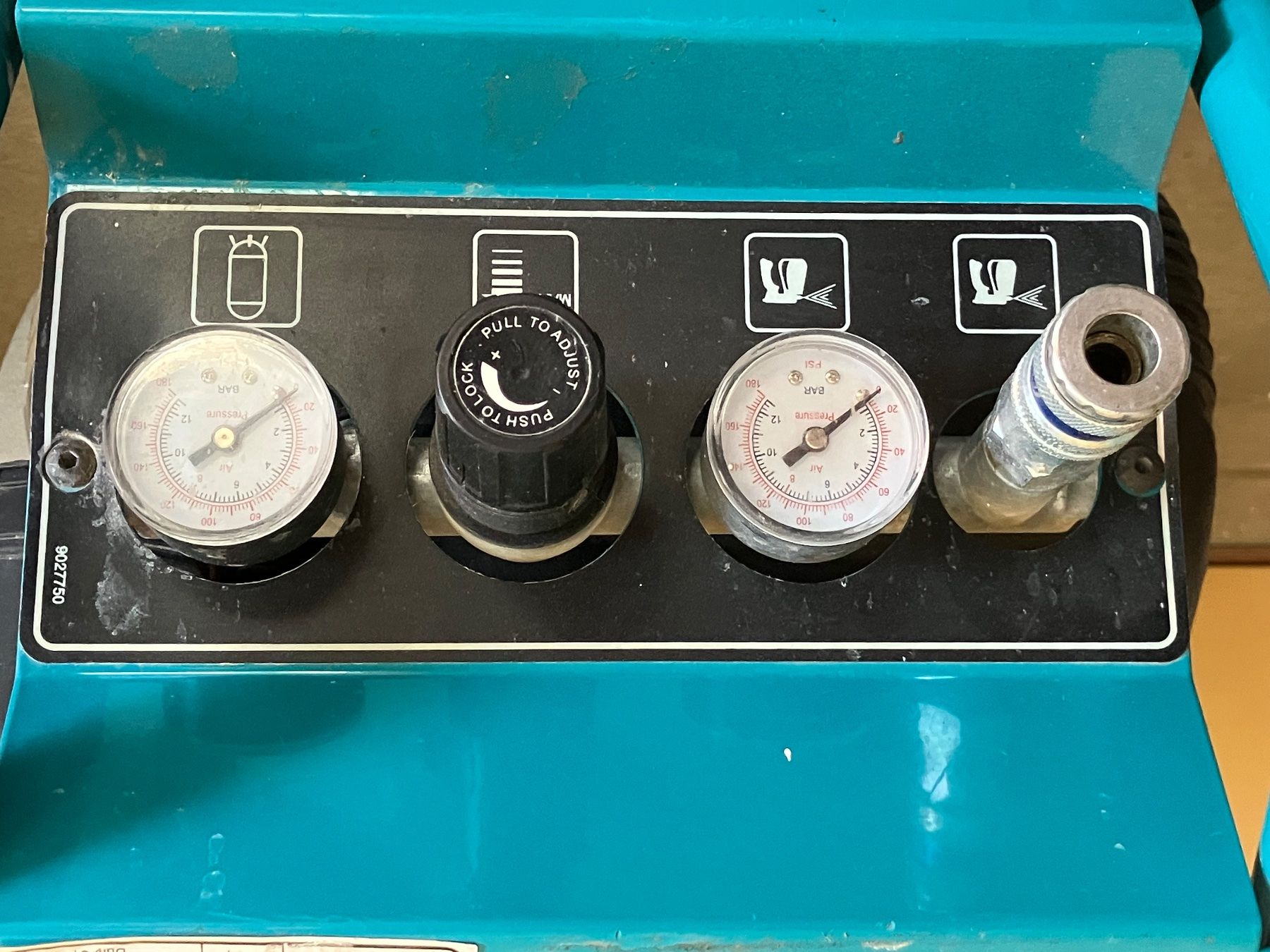 Kompressoren: Kompressor 230V 50 Hz  10bar – Gebraucht aus Ennetbürgen von meichtri