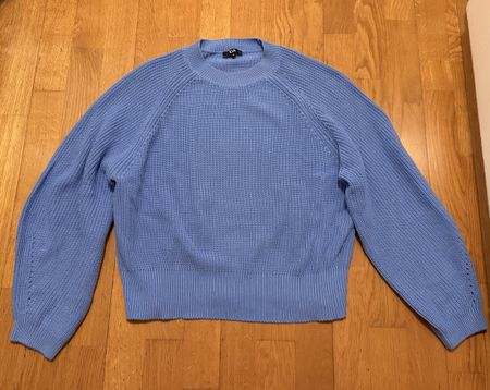 Wunderschöner, blauer Pullover C&A Grösse M. Wie neu. 