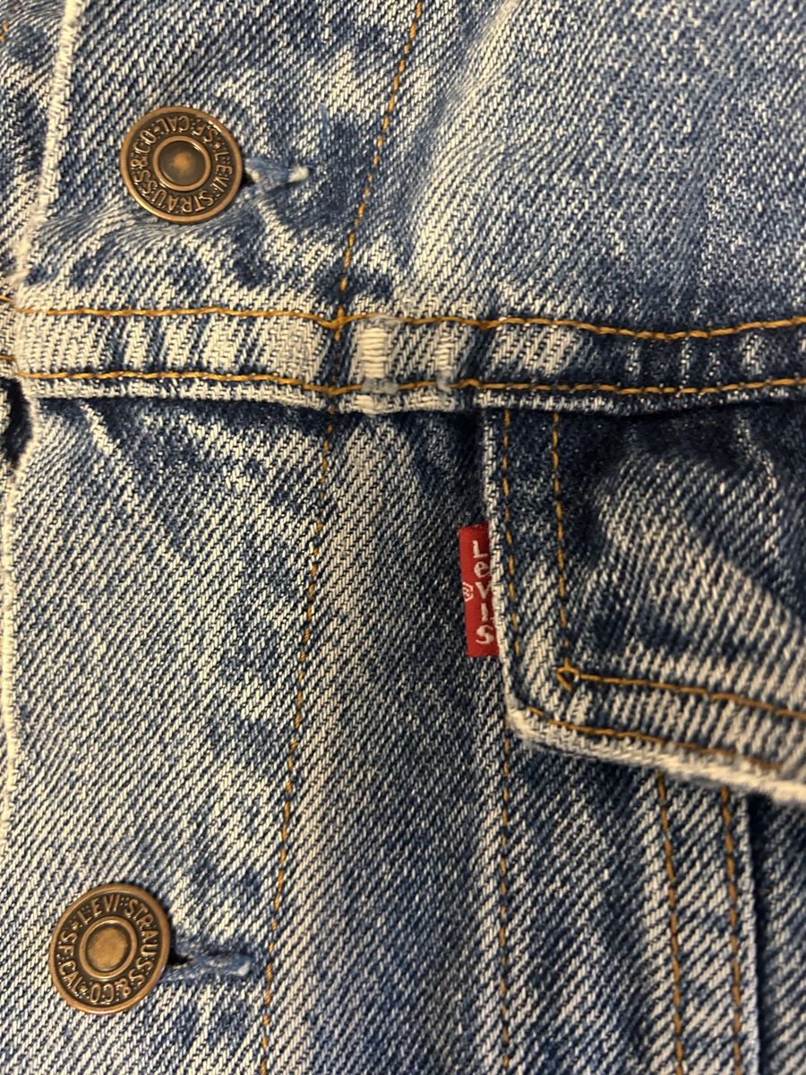 Levi's Vestes: Levis Oversized Light Blue Jean Jacket Size S-M – D'occasion à Zürich par Secondhanddealer 4
