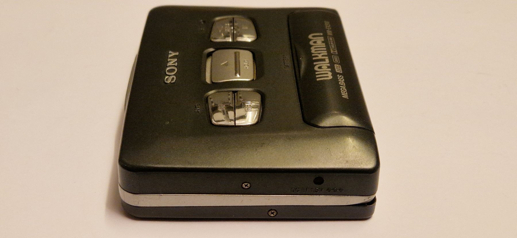 Sony Tragbarer Mediaplayer: Sony Walkman WM-EX510 Cassette Player – Defekt aus Zürich von  6
