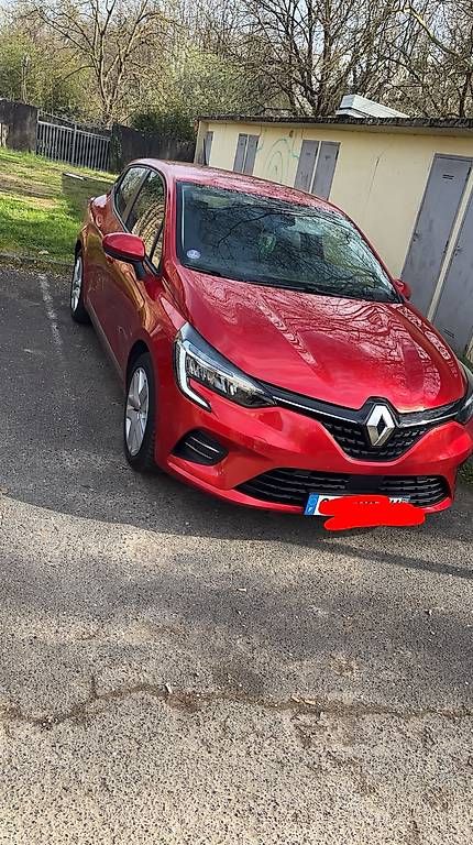 Renault Autos: Clio 5 – D'occasion à Fenil-sur-Corsier par bil_2szl