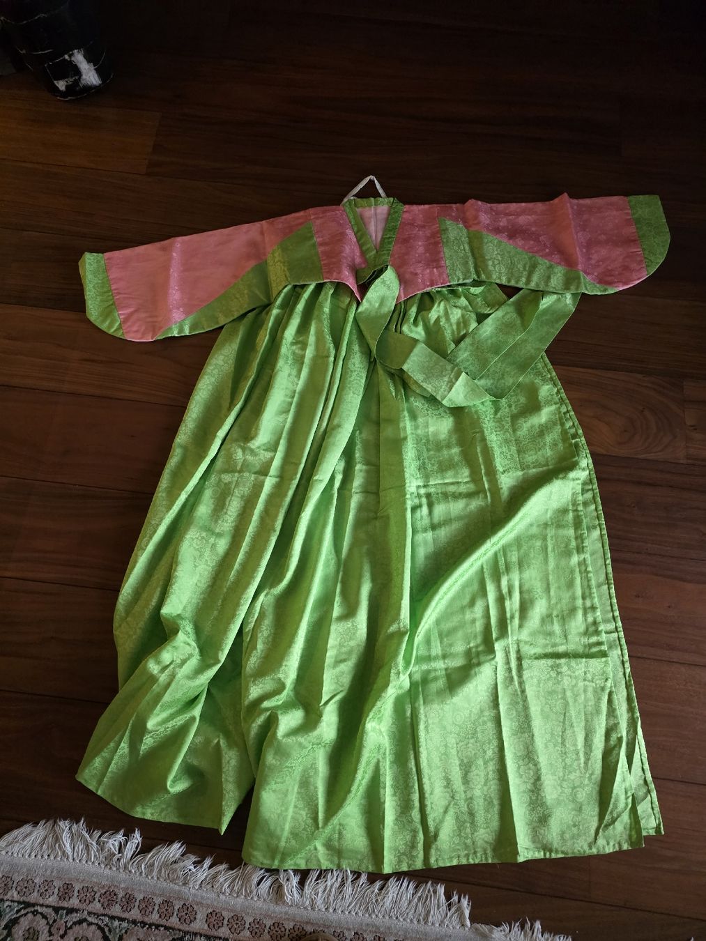 Vestiti: Originaler koreanischer Seiden Hanbok – Usato da Wald ZH venduto da Efeu24