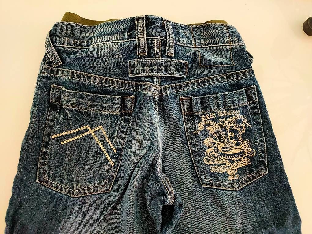 Jeans: Pantaloncini jeans diverse taglie  – Usato da Bellinzona venduto da mar_b5cp 3