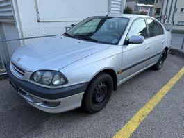 TOYOTA Avensis 2.0